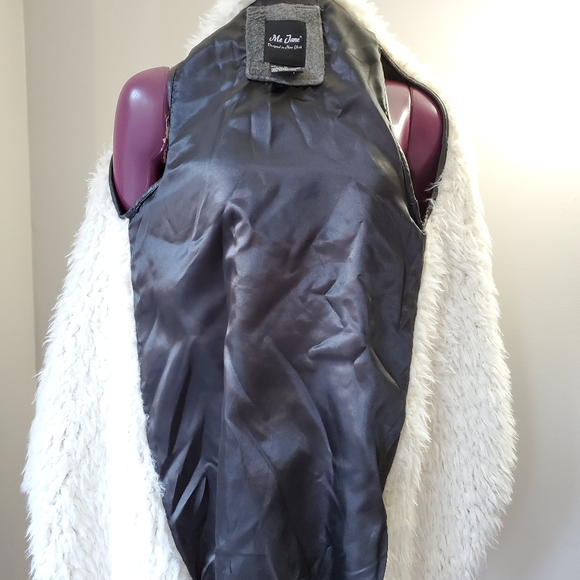 Faux Fur and Wool Plaid Sherpa Vest (SOLD) - Picture 4 of 5
